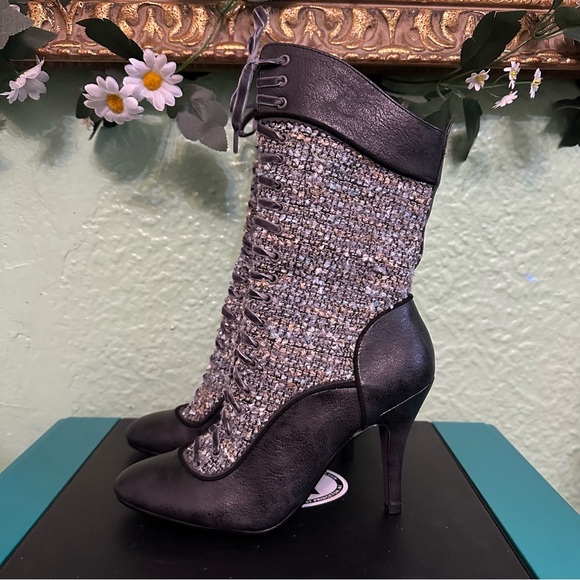 Poetic License Go Bananas Tweed Lace Up Booties sz 7 38 - Picture 3 of 12